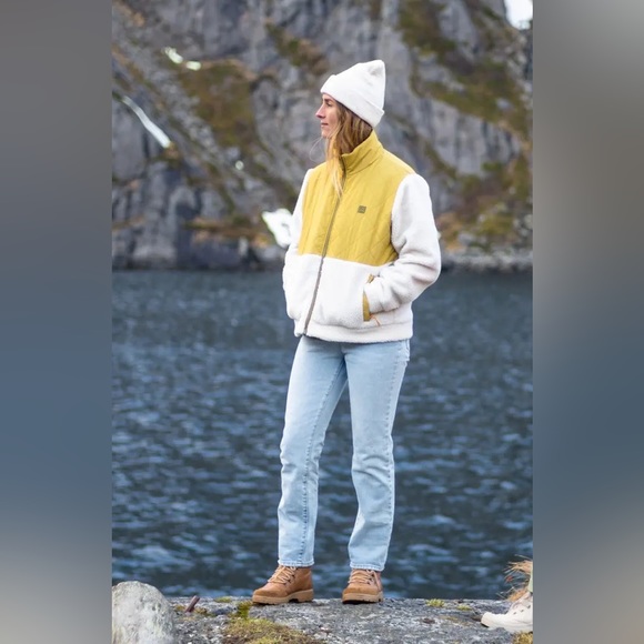 Billabong zip up jacket / Fleece. - Picture 3 of 5